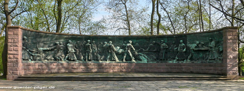 Tiegelgussdenkmal