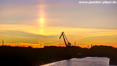 Dortmunder Südhafen im Sonnenuntergang