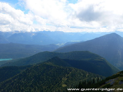 Blick vom Heimgarten nach Süden Richtung Karwendel