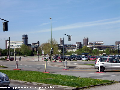 Blick über den Berliner Platz zur Uni