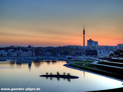 Phoenixsee in der Abenddämmerung, Dortmund