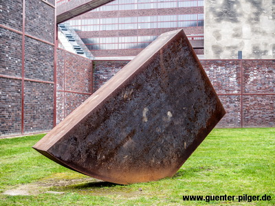 Skulpturen auf Zollverein