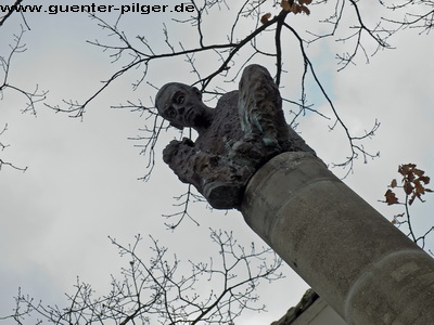 Prof. Carl Emanuel Wolff: Der Märchenbrunnen "Das tapfere Schneiderlein" (2008)