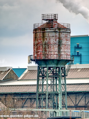 Wassertürme Hüttenwerk Krupp Mannesmann (HKM) in Duisburg-Hüttenheim