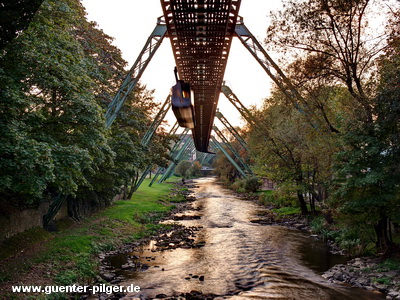 Wuppertaler Schwebebahn - Oberbarmen/Berliner Straße