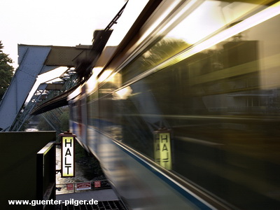 Wuppertaler Schwebebahn - Oberbarmen/Berliner Straße