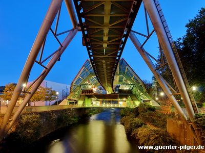 Wuppertaler Schwebebahn - Kluse/Schauspielhaus