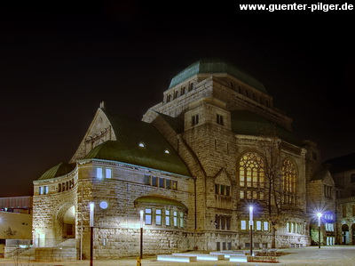 Alte Synagoge bei Nacht