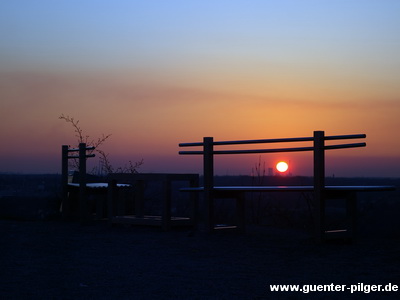 Sonnenuntergang am Tetraeder Bottrop