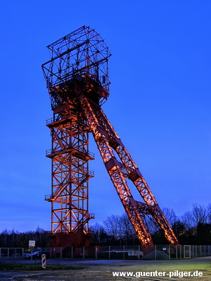 Zeche Bonifacius bei Nacht