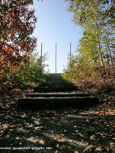 Die Treppe aus Stahlbrammen