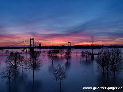 Duisburg, Friedrich-Ebert-Brücke