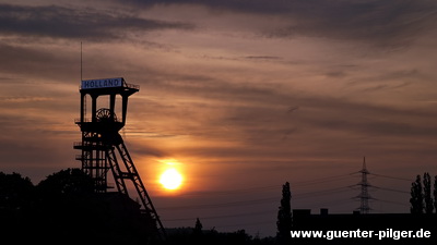 Sonnenuntergang auf Zeche Holland, Bochum