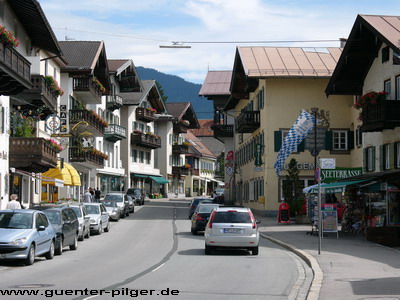 Hauptstrasse Richtung Süden